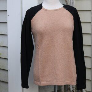 Talbots Tan & Black w Shoulder Zipper Raglan Sleeve Sweater Sz MEDIUM